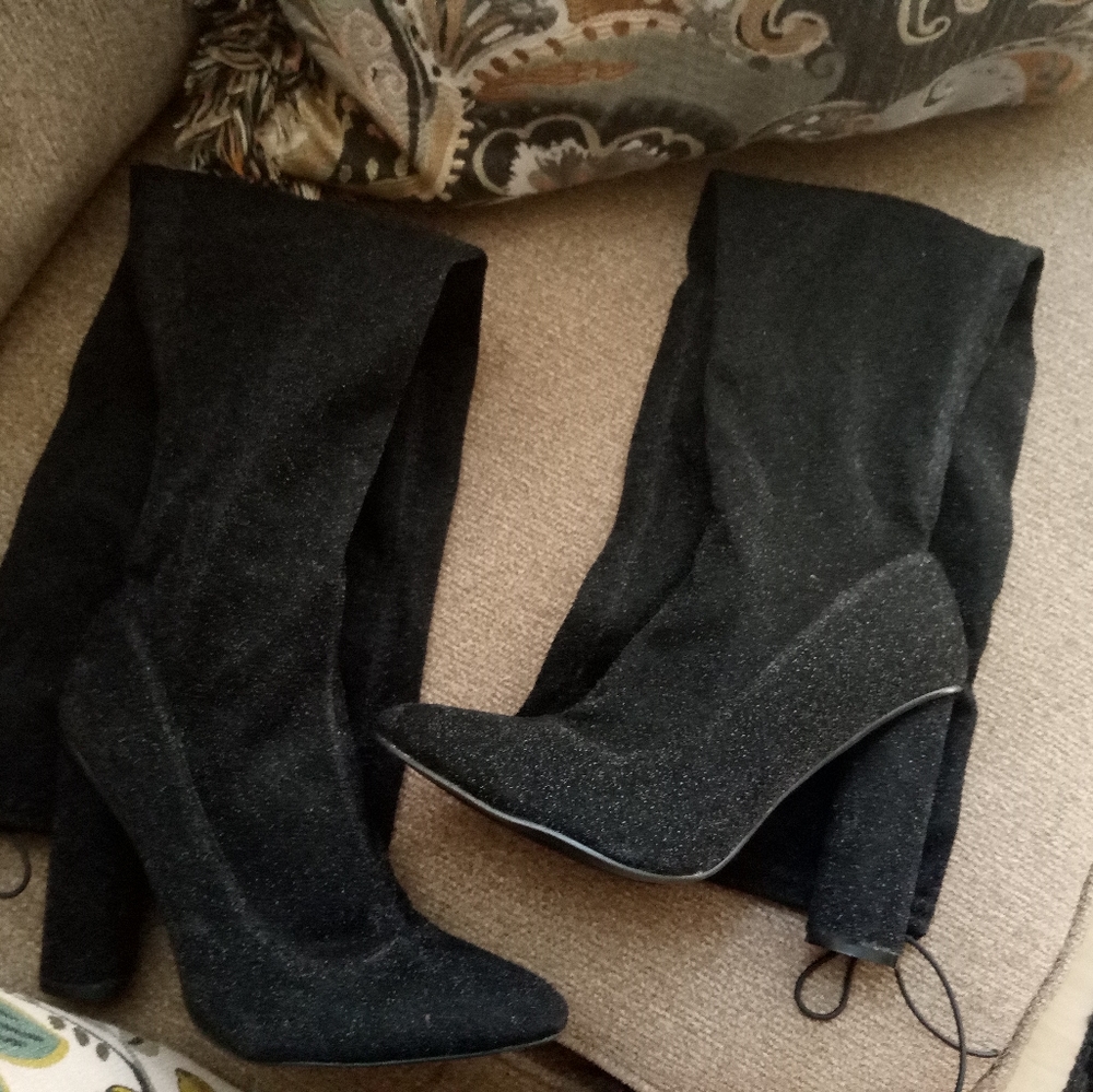 Glamour Chic Heel Boots 🖤